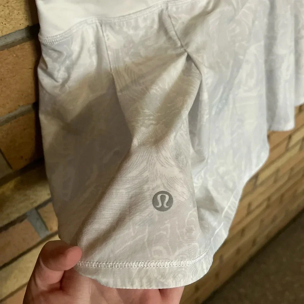 Lululemon Pace Rival Skirt (Regular) No Panels Eternal Wave White Size 4